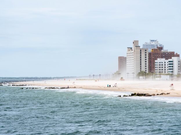 Pattaya Hotel Near Beach 